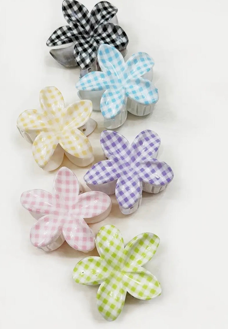 Gingham Pattern Flower