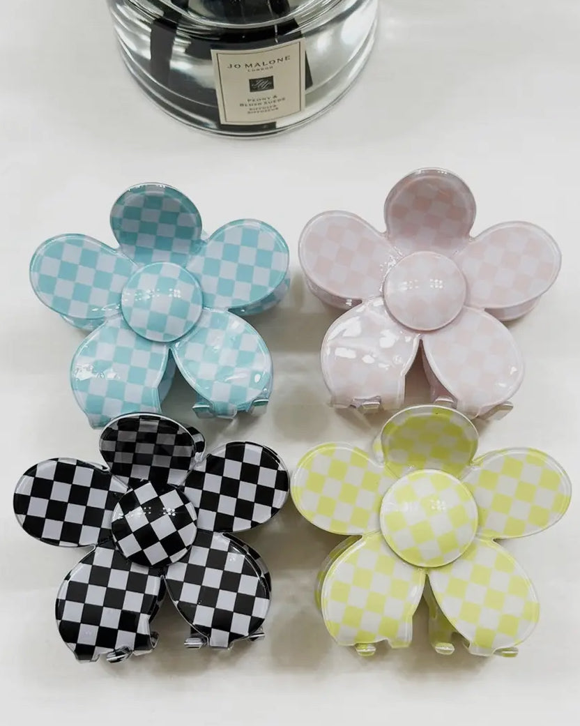 Checkered Daisy Hair Claw Clip