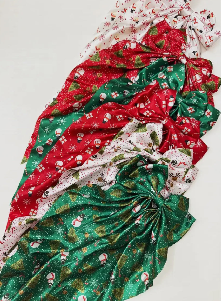 Mystery Christmas Long Tail Hairbow