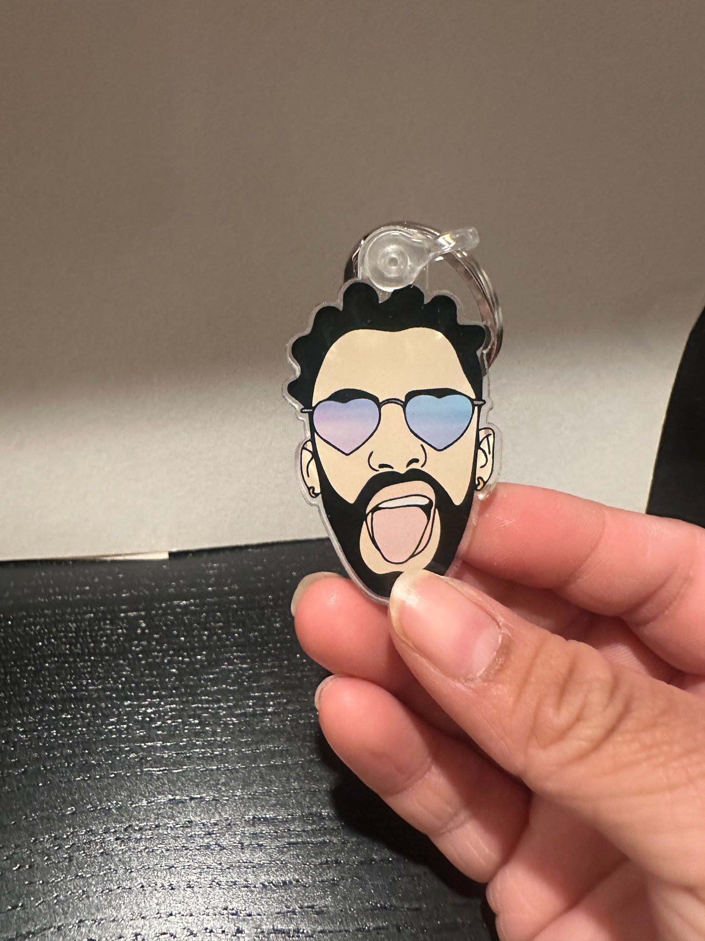 Bad bunny Glasses keychain