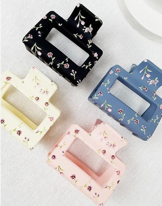 Matte Floral Pattern