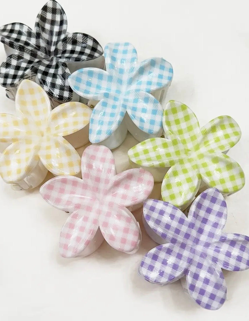 Gingham Pattern Flower