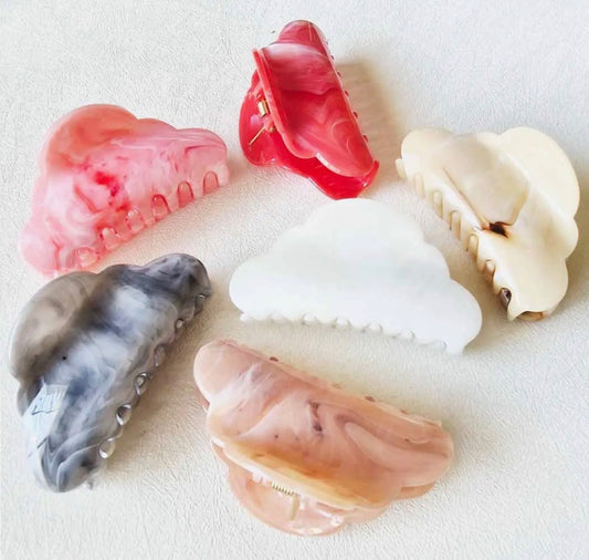 Marbled Cloud Hair Claw